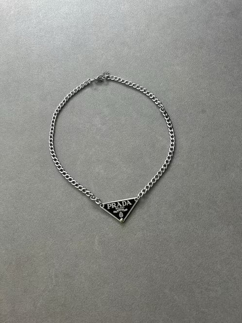 Prada Triangle Logo Zilver — Ketting