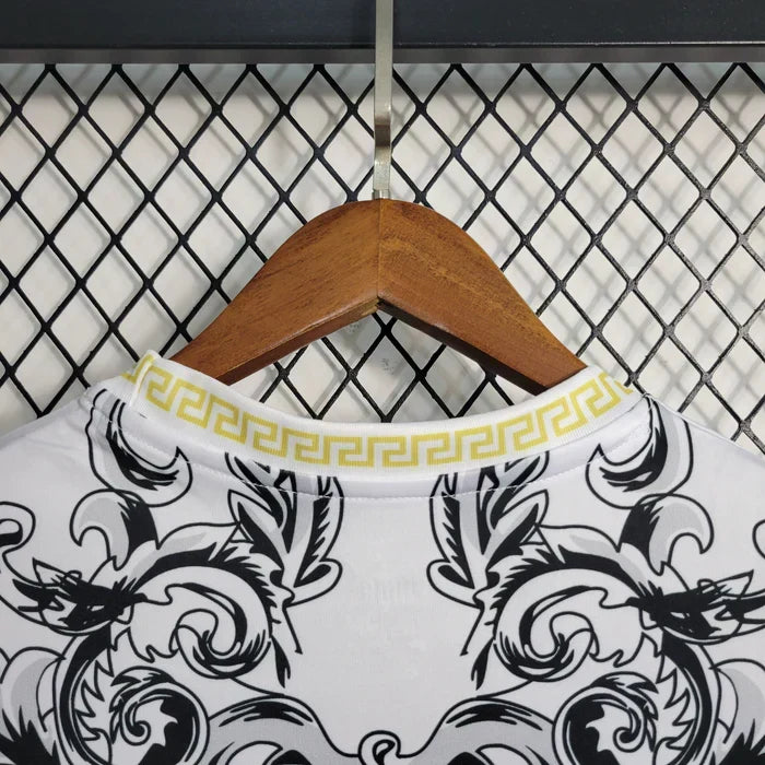 Italië — Versace Wit Limited Edition