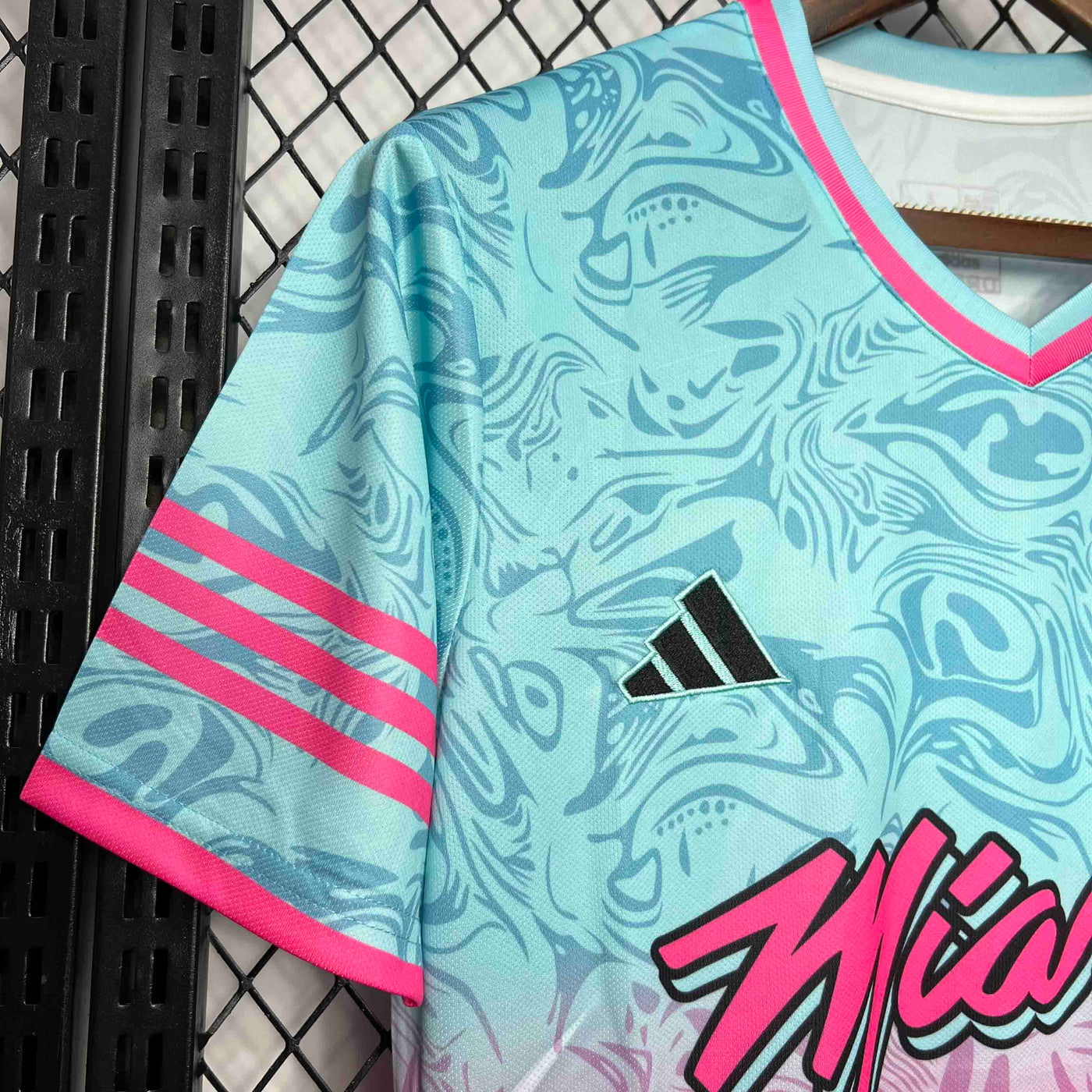 INTER MIAMI ROZE LIMITED EDITION
