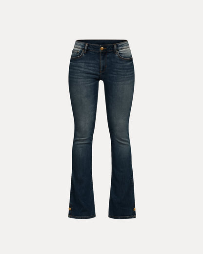 True Flared — Jeans