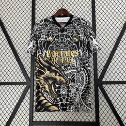 23/24 REAL MADRID GOUDEN SLANG
