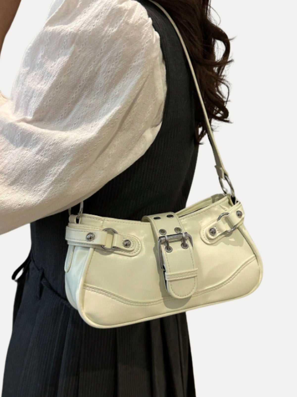 Buckle Shoulder — Tas