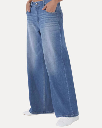 Flow Wide Leg — Jeans
