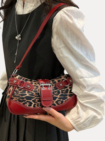 Buckle Shoulder — Tas