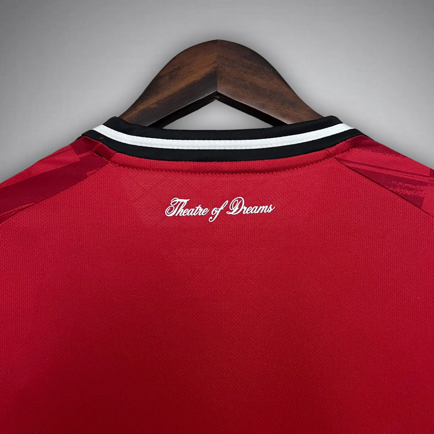 25/26 MANCHESTER UNITED THUISSET