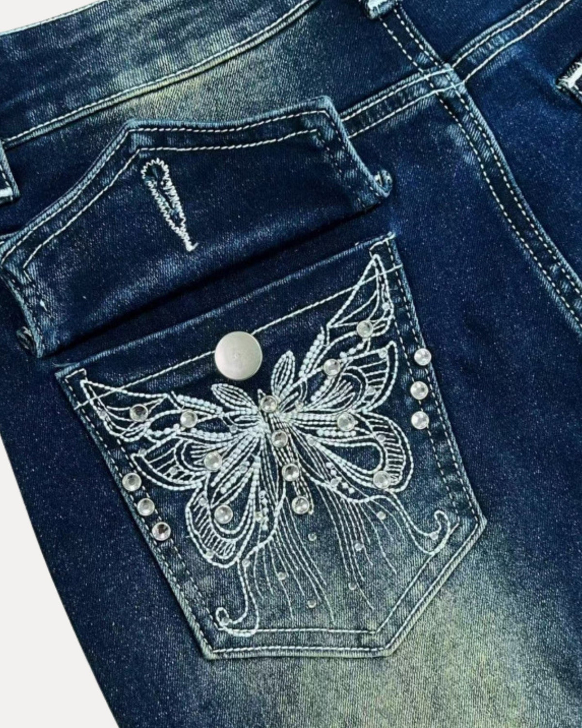 BUTTERFLY FLARE — JEANS