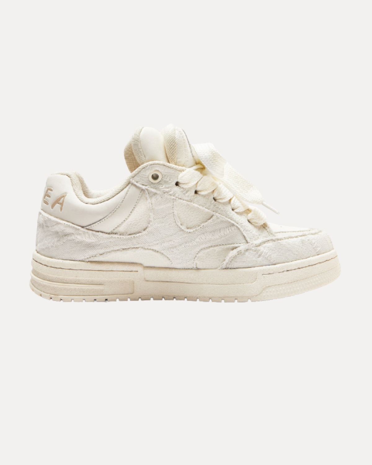 Patch Low — Sneakers