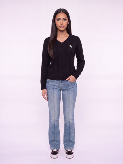 Cable Knit V Neck — Trui