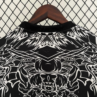 23/24 REAL MADRID GOUDEN SLANG