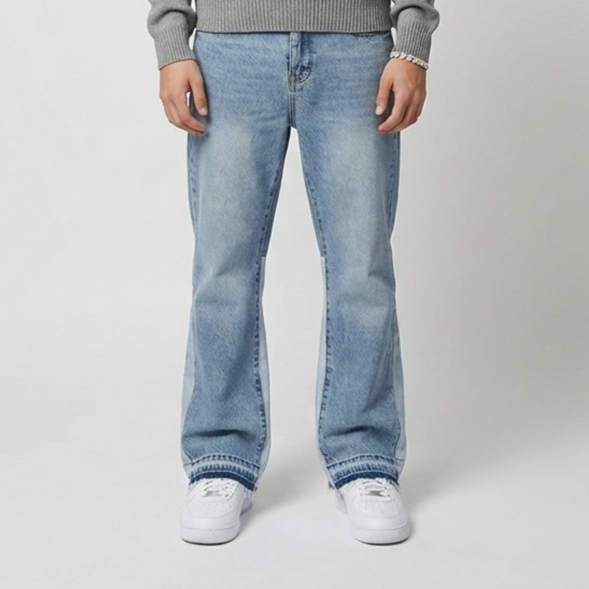 Halden Flared — Jeans