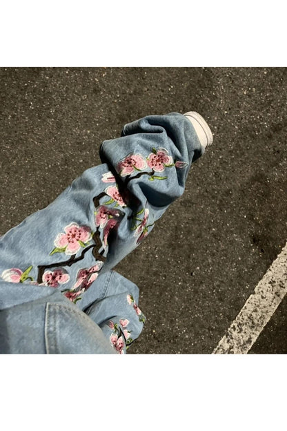 Blossom Embroidered — Jeans