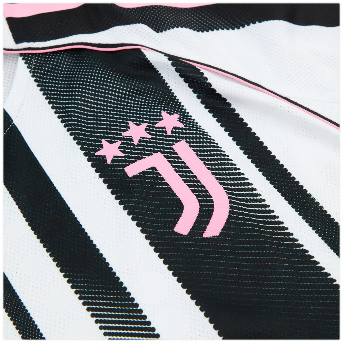Juventus 25/26 thuisshirt detail