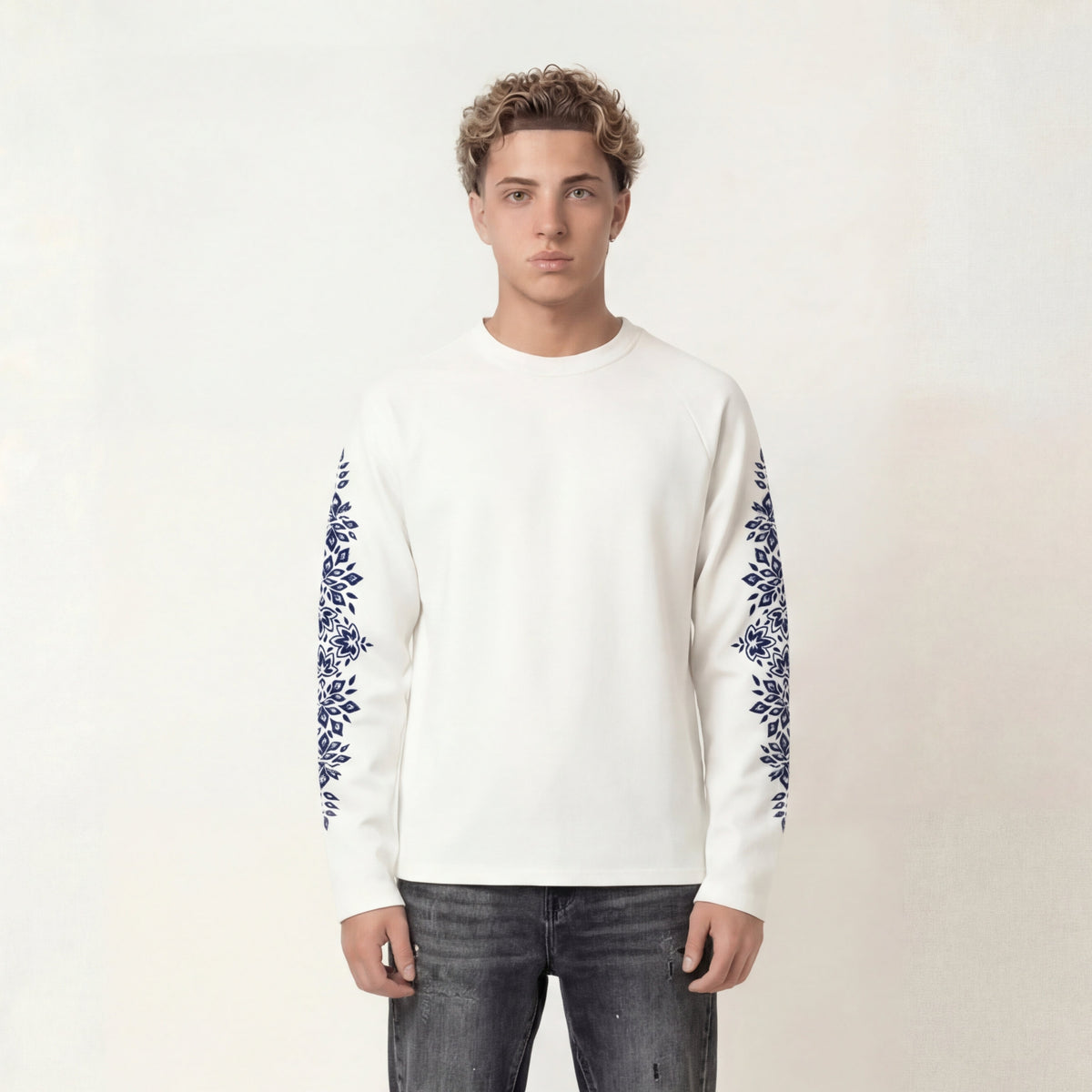 BLOOM MOTIF — LONGSLEEVE
