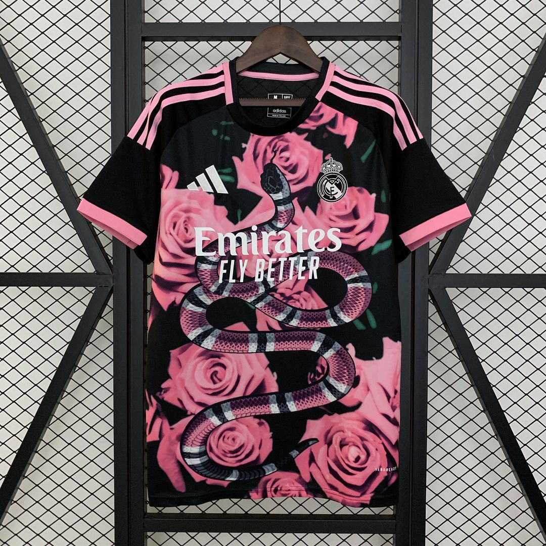 REAL MADRID ROZE SLANGEN KIT