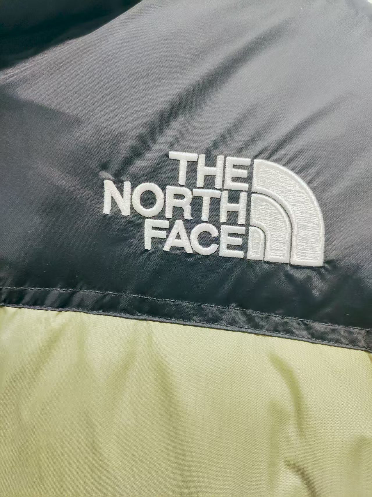 NORTH FACE PUFFER