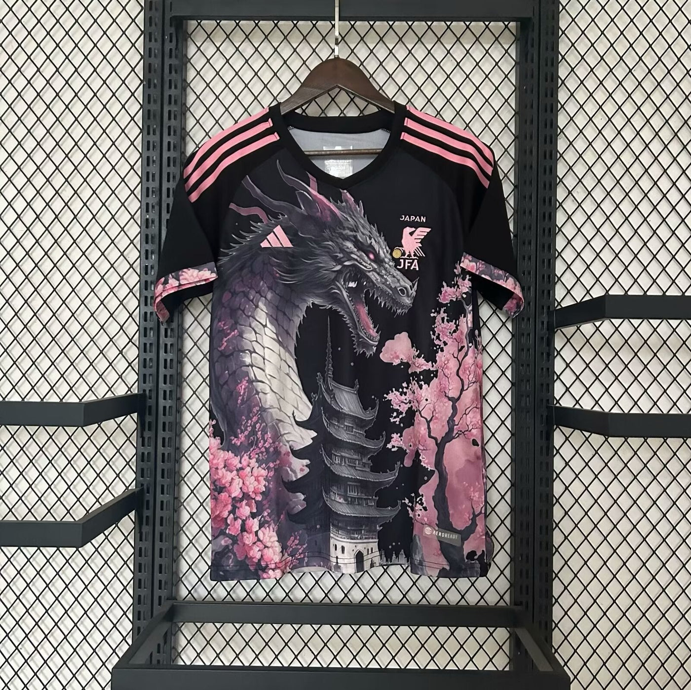 2023 JAPAN ROZE DRAAK KIT SPECIALE EDITIE