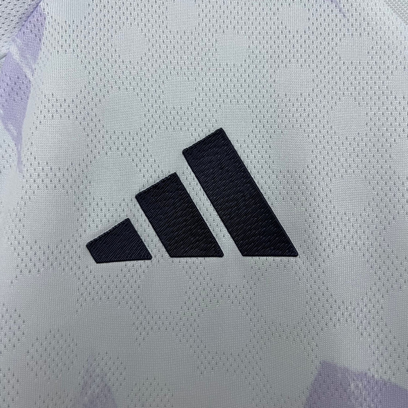 25/26 MANCHESTER UNITED UITTENUE