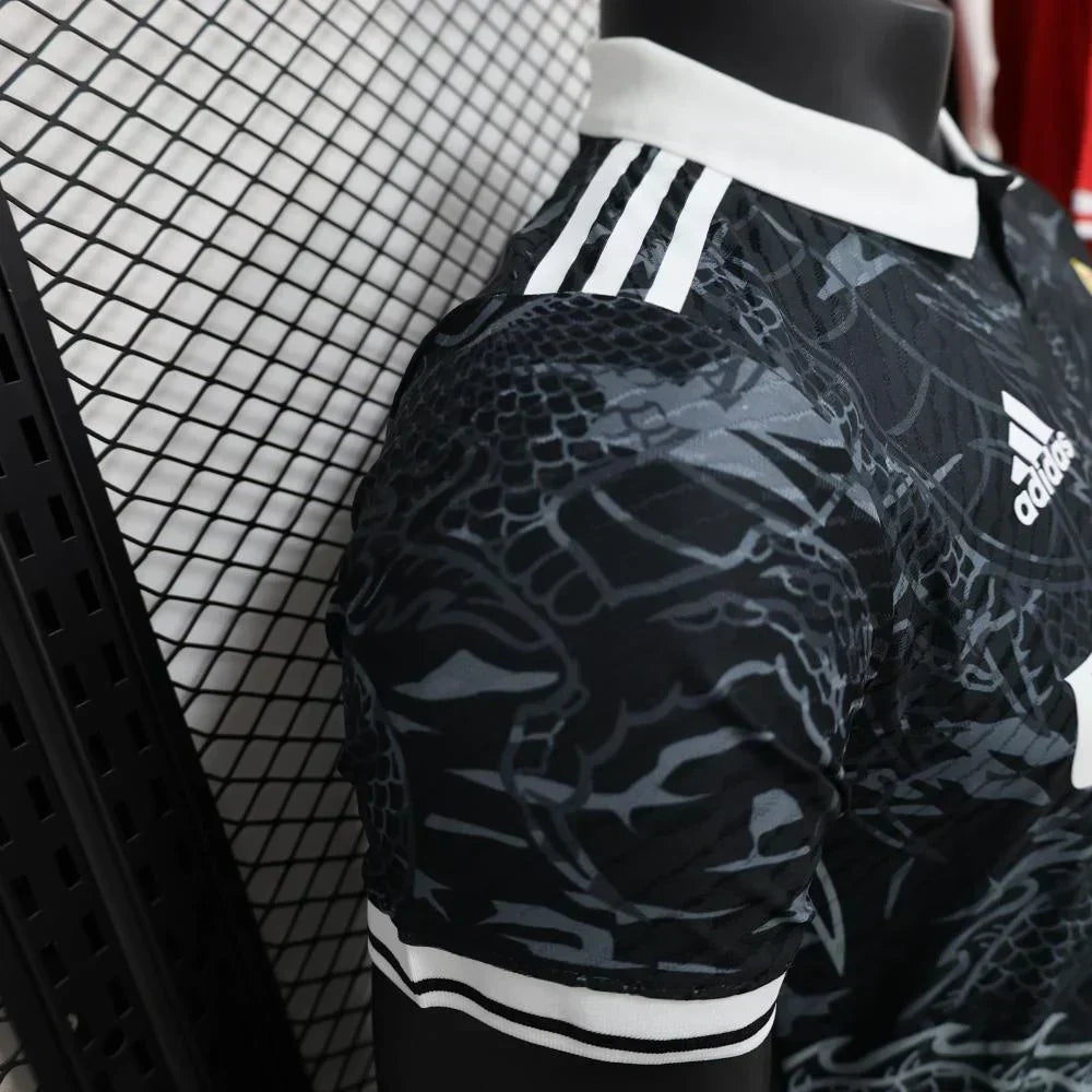 Real Madrid — Dragón Negro Limited Edition