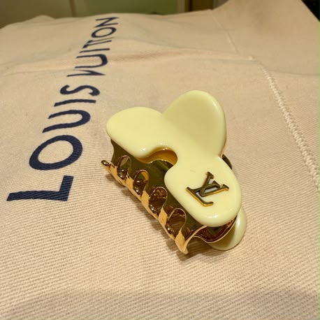 Louis Vuitton LV Hair Pink — Sieraad