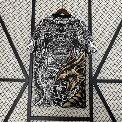 23/24 REAL MADRID GOUDEN SLANG