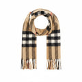 BURBERRY CHECK BRUIN — SJAAL