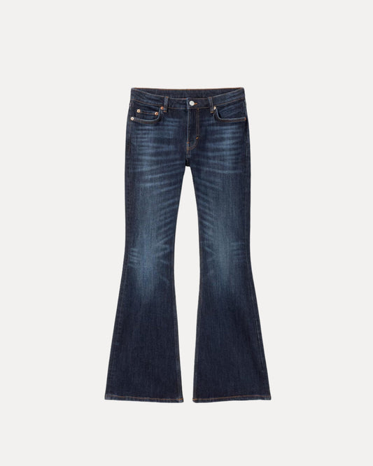Low Rise Slim Flared — Jeans