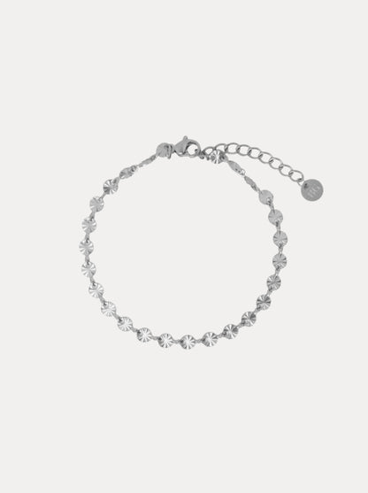 SILVER SHADOW — OUTFIT
