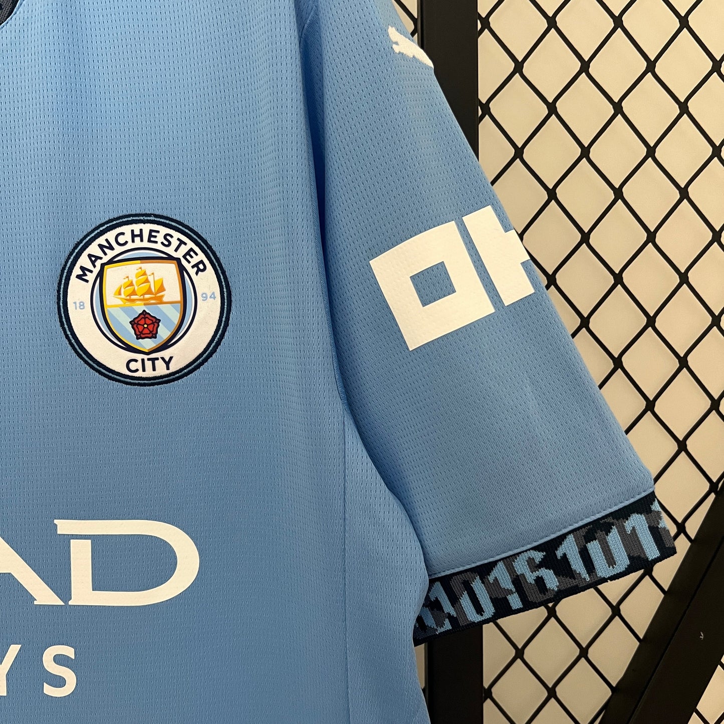 MANCHESTER CITY 2024/25 SHIRT I 50% KORTING!