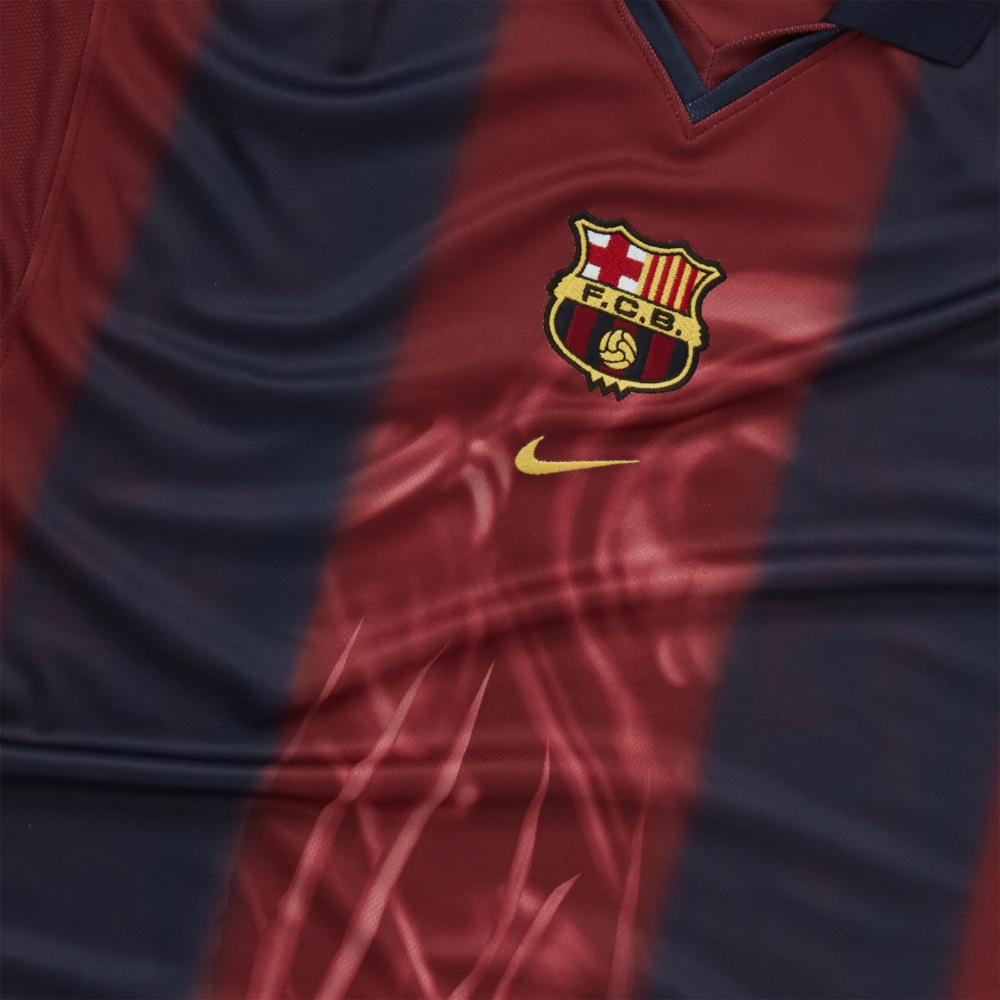 FC BARCELONA X TRAVIS SCOTT RETRO | LIMITED EDITION - 65% KORTING!