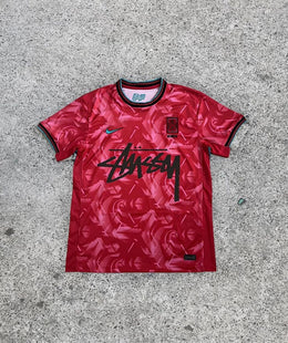 STUSSY X "KOREA" TRUI - ROOD