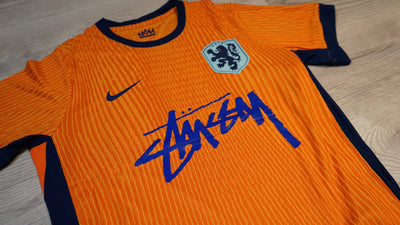 Stüssy x Nederlands Elftal Limited Edition Kit - 65% KORTING!