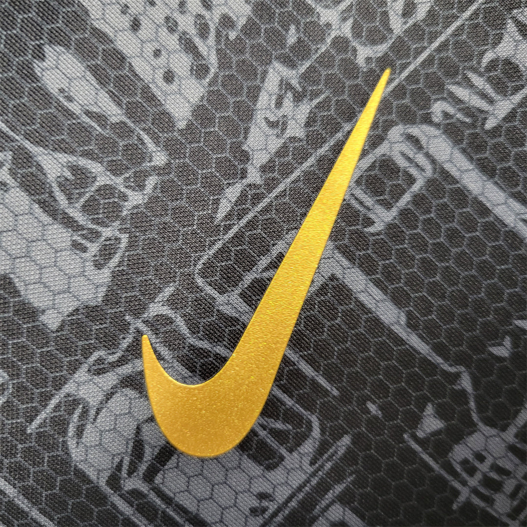 23-24 BARCELONA ZWART-GOUD LIMITED EDITION