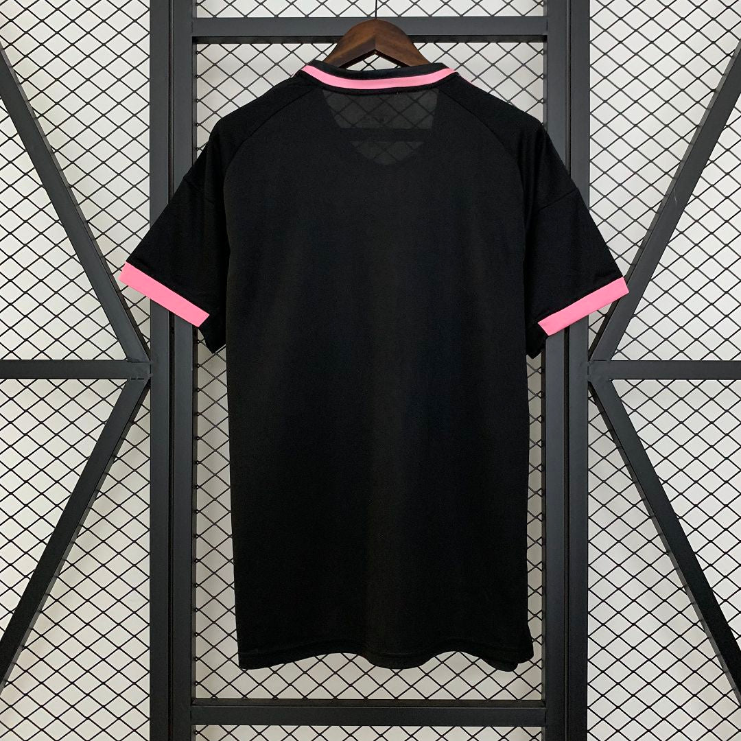 REAL MADRID ROZE SLANGEN KIT