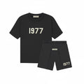Essentials 1977 — Zomerset