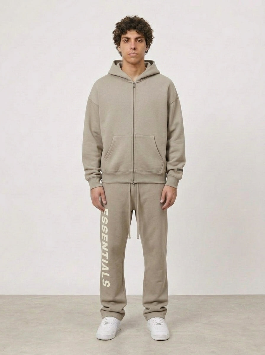 FEAR OF GOD ESSENTIALS ZIP UP — TRAININGSPAK