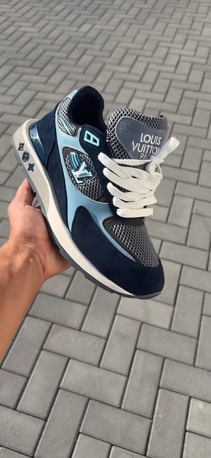 Louis Vuitton Paris — Sneakers