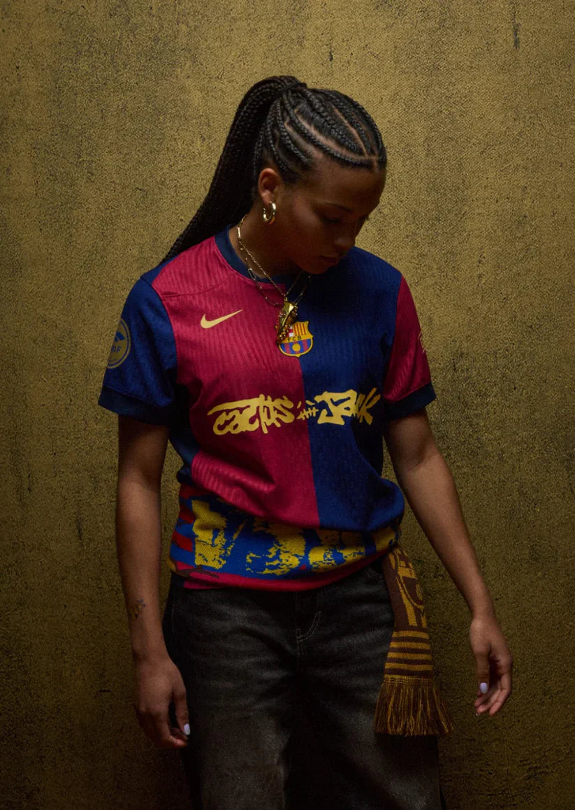 FC BARCELONA X TRAVIS SCOTT | LIMITED EDITION - 65% KORTING!