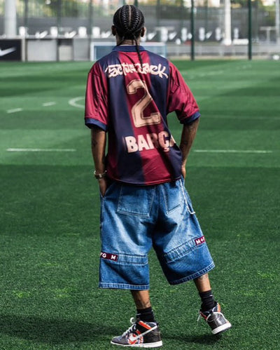 FC BARCELONA X TRAVIS SCOTT RETRO | LIMITED EDITION - 65% KORTING!