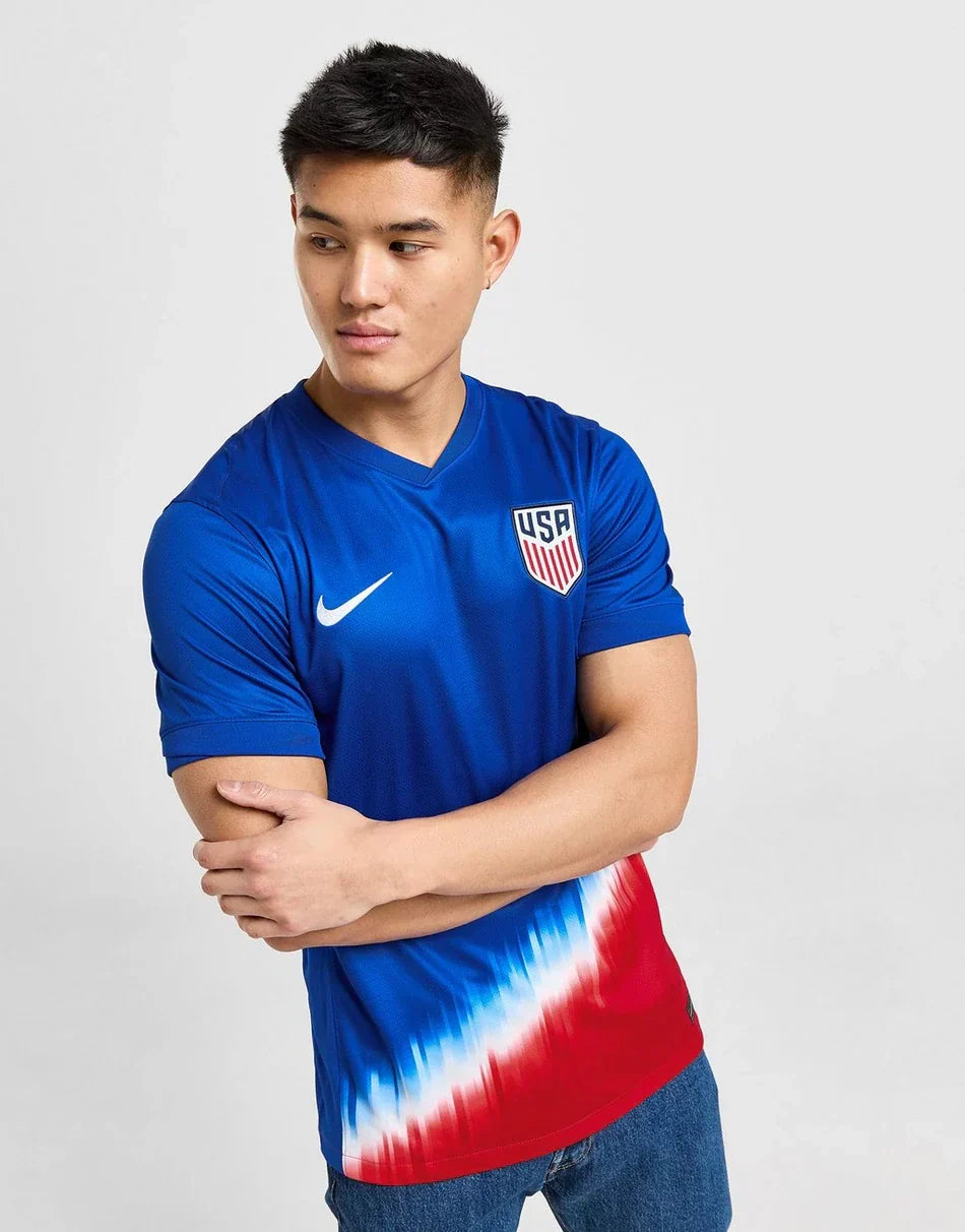 UITSHIRT USA 2024