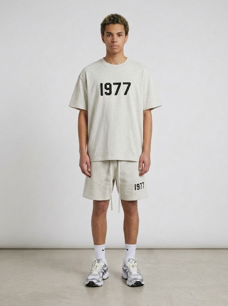 Essentials 1977 — Zomerset