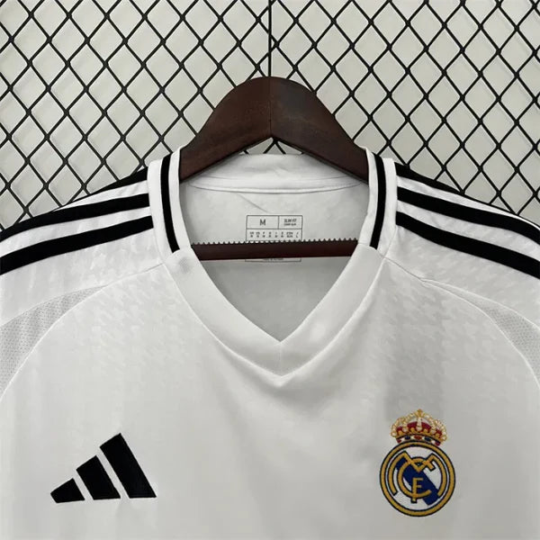 24/25 REAL MADRID HOME KIT I  75% KORTING!