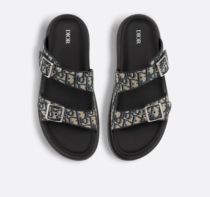 Dior — Sandalen