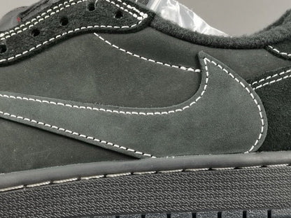 AIR JORDAN 1 RETRO LOW OG SP TRAVIS SCOTT BLACK PHANTOM — SNEAKERS