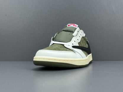 AIR JORDAN 1 RETRO LOW OG SP TRAVIS SCOTT MEDIUM OLIVE — SNEAKERS