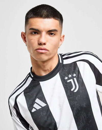 JUVENTUS 2024/25 THUISSHIRT
