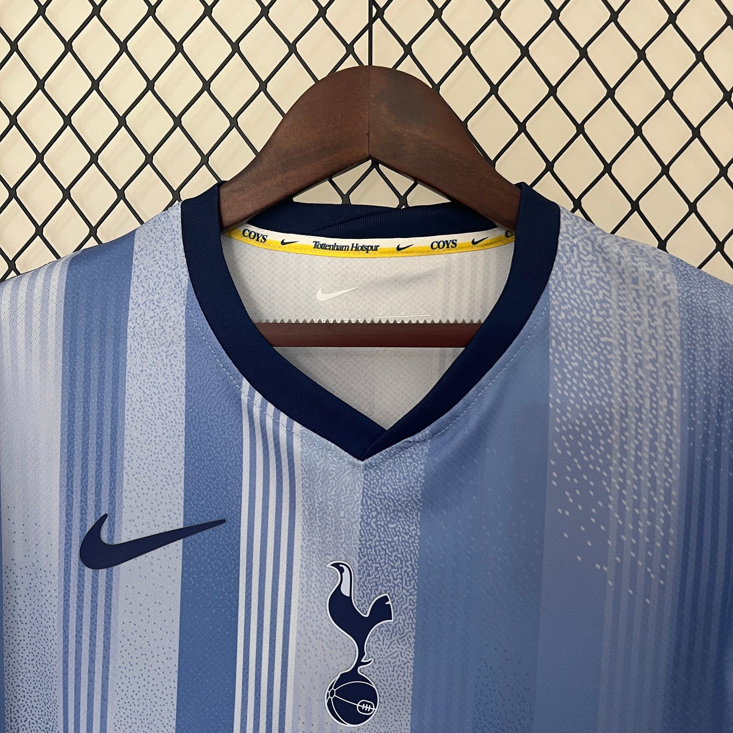 TOTTENHAM HOTSPUR FC 2024/25 SHIRT I 50% KORTING!