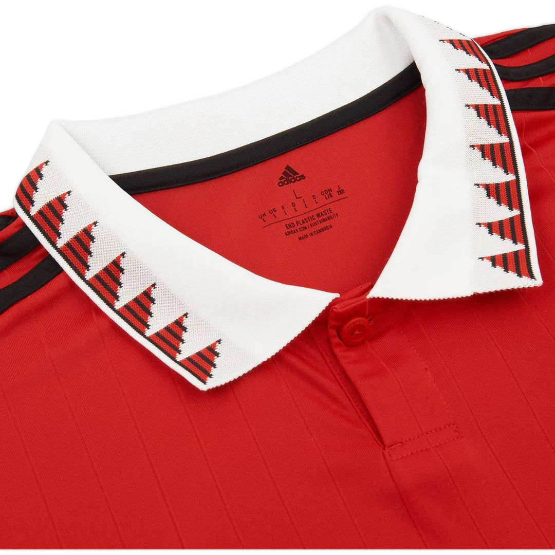 MANCHESTER UNITED 2022/23 — RETRO