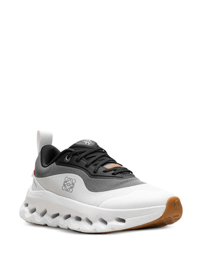 On Cloud x Loewe — Sneakers