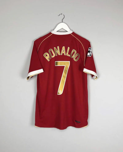 MANCHESTER UNITED RETRO HOME KIT 06/07 I 70% KORTING!