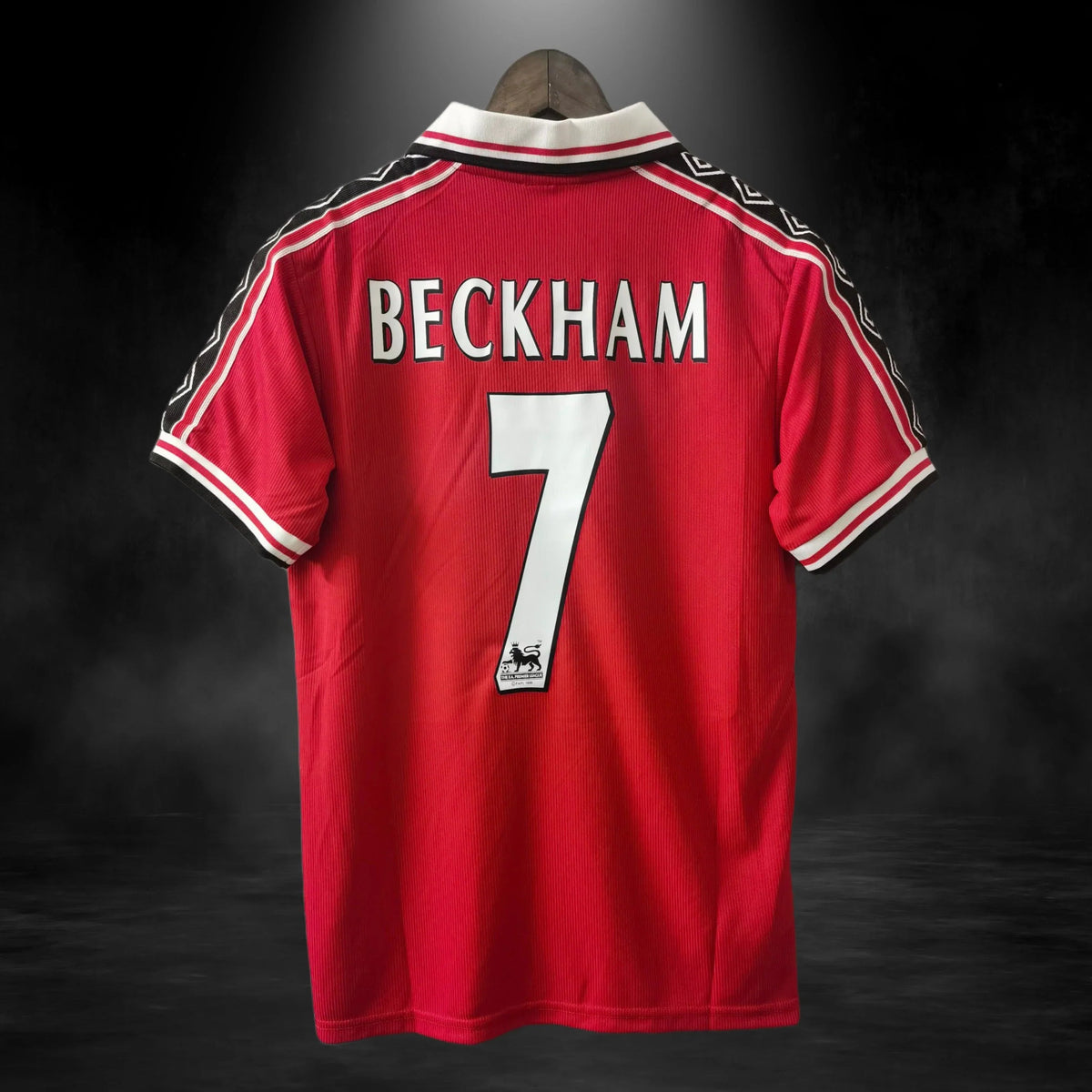 MANCHESTER UNITED 1998/99 — RETRO